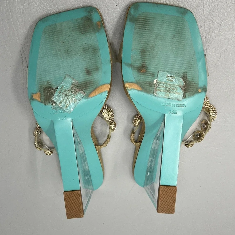 Betsey Johnson Women Sandals 8.5 Y2K Clear Heel Gold Statement Rhinestone Party